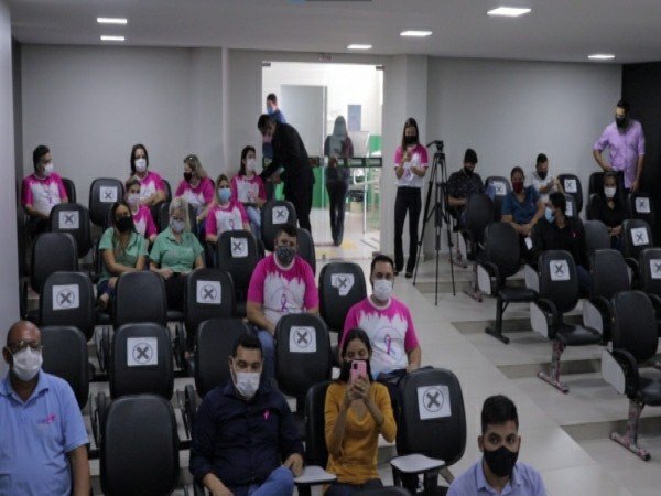 Todos Juntos Apoiamos essa Causa: Câncer de mama e de próstata serão debatidos em palestras