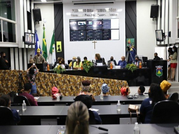 Sessão Solene homenageia Dia Nacional de Zumbi e Mês da Consciência Negra