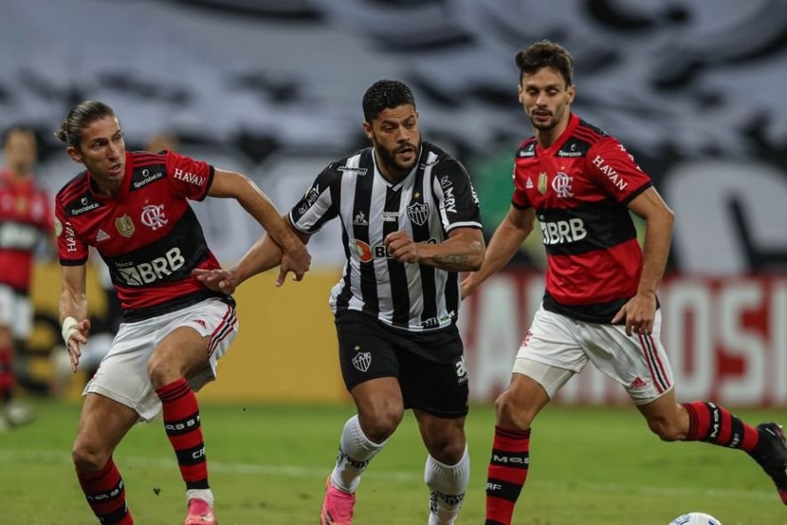 Flamengo e Atlético chegam hoje à tarde; veja roteiro dos times