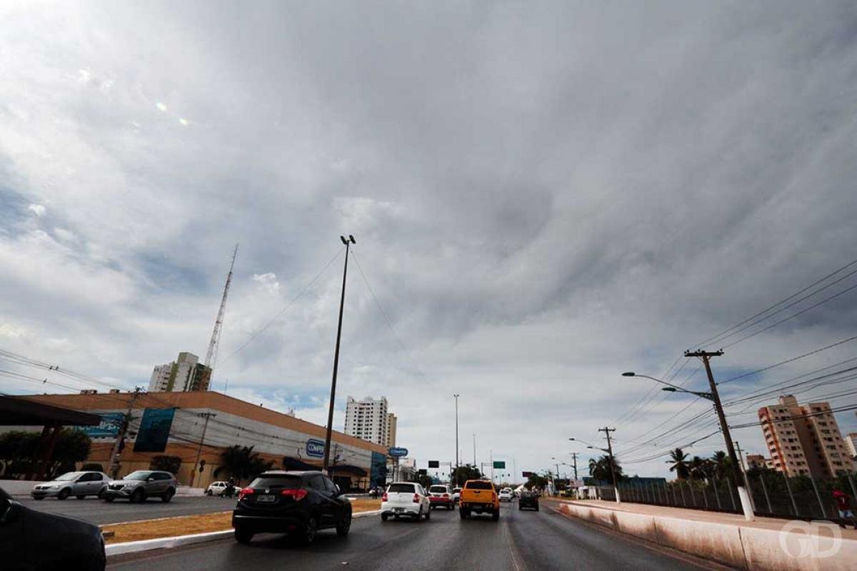 Semana começa quente, mas frio chega e mínima bate 12°C