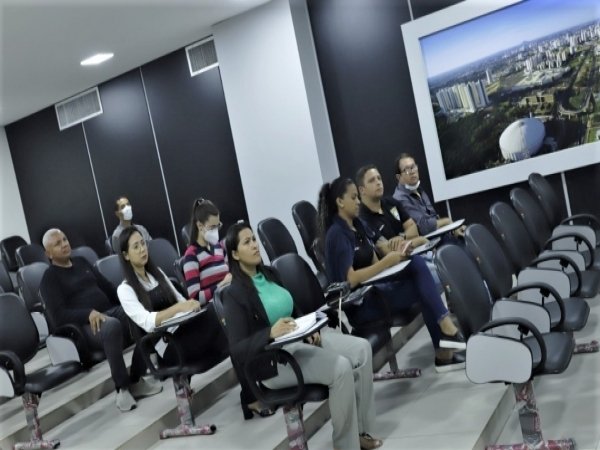 Palestra promovida pela Câmara aborda Gestão Administrativa e Financeira na Campanha Eleitoral