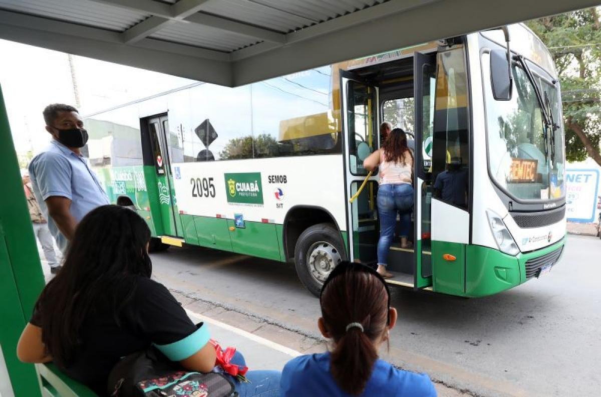 Linha de ônibus passa a circular no sábado em Cuiabá