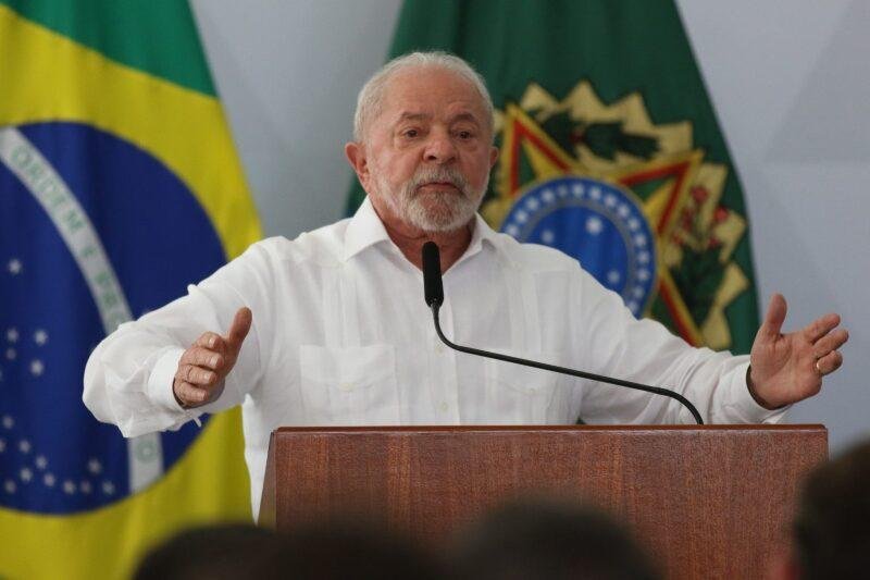 Para custear plano de veículos mais baratos, Lula derruba isenção do diesel a partir de setembro