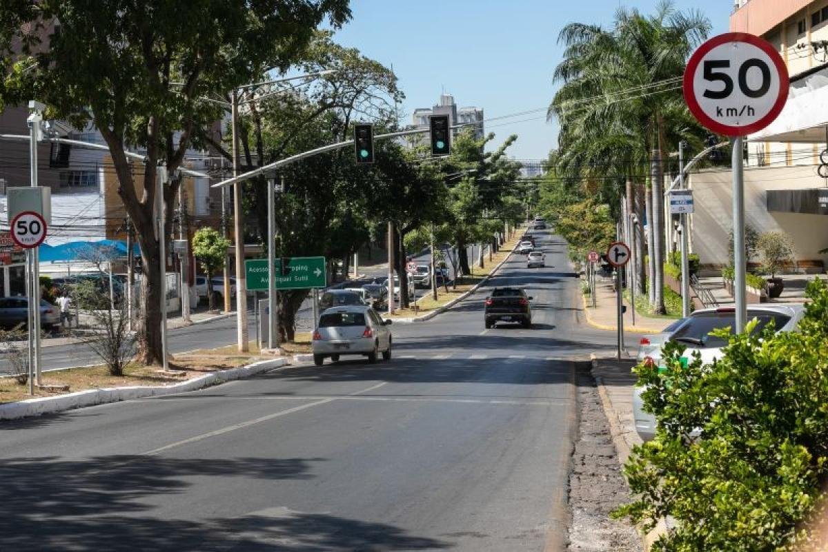 Cuiabá aplica cerca de 1,4 mil multas todos os dias